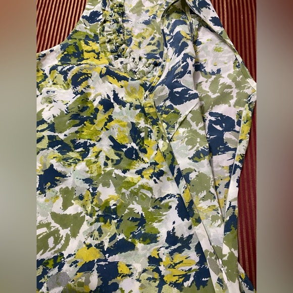 Halogen Floral Sleeveless Top - Green and Blue size XS petite - Picture 4 of 8